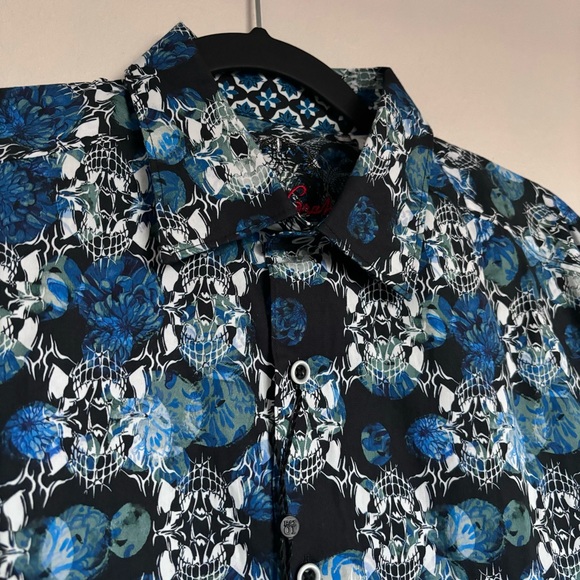 Robert Graham Alloway Equinox Skull Print Button Up Shirt Men’s Small NEW - Picture 3 of 14